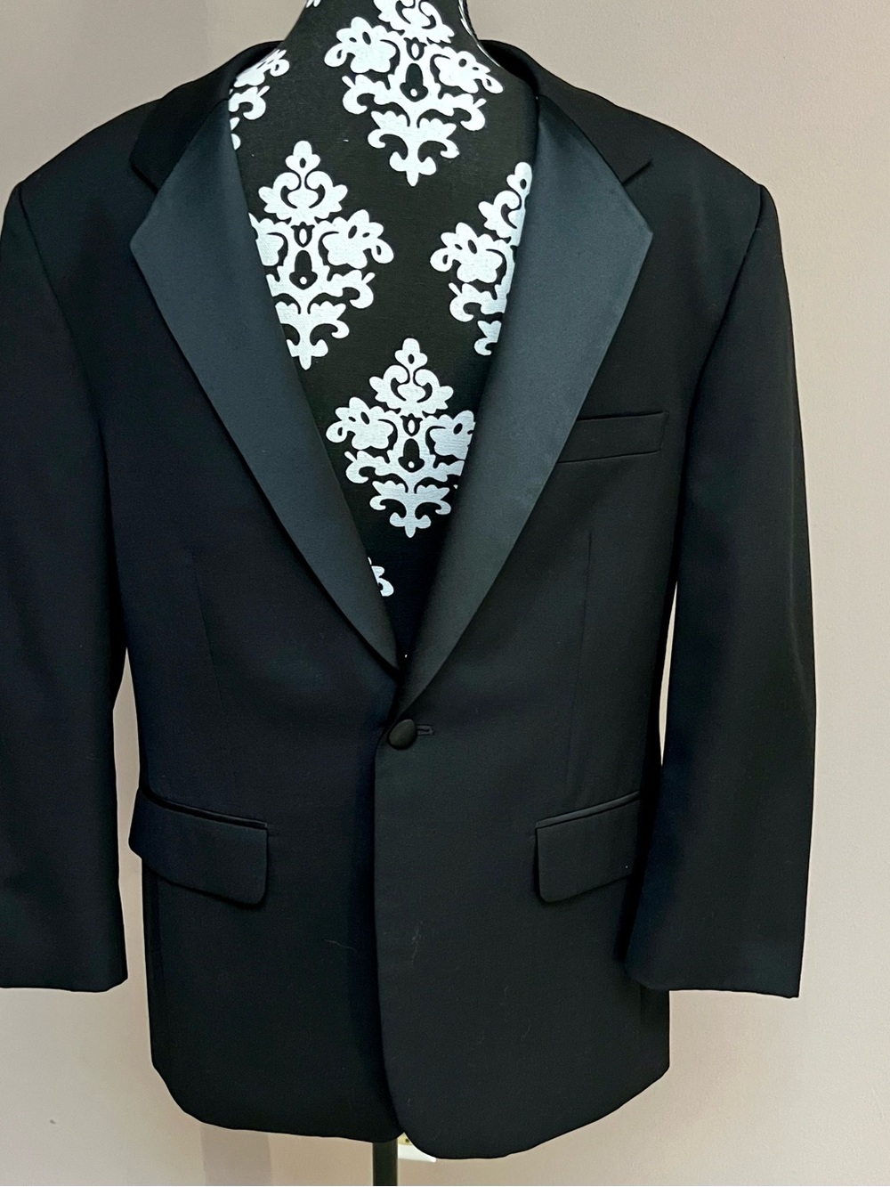 CRICKETEER Vintage 100% New Wool Tuxedo Blazer Jacket w/Satin Peak Lapels